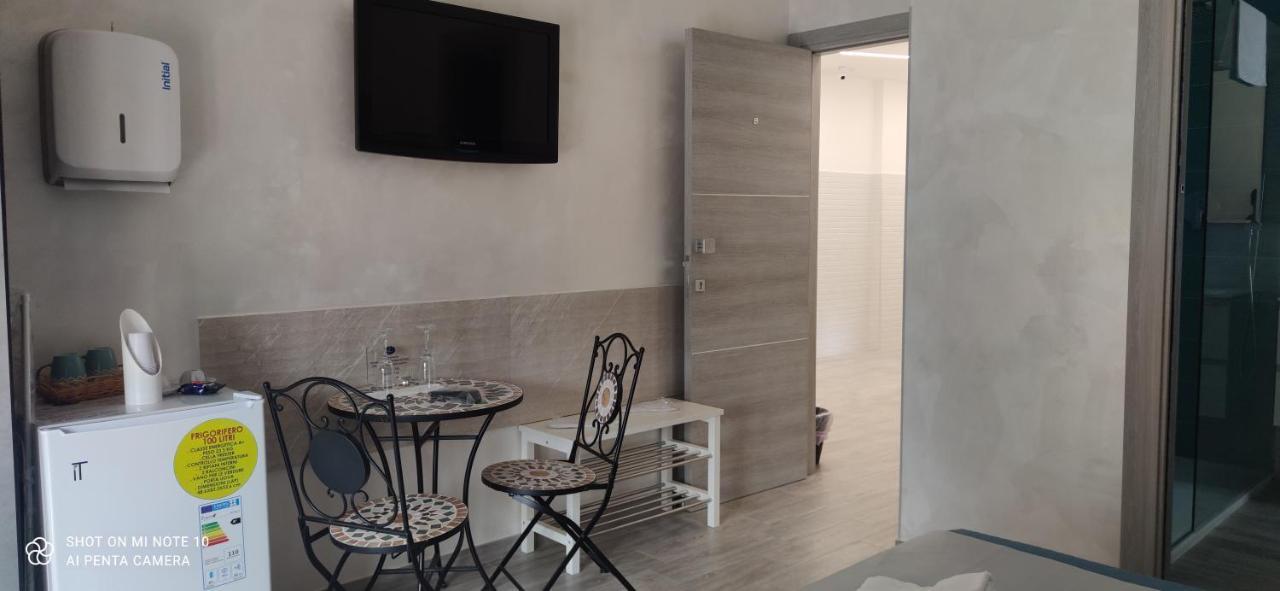 B & B Le Gemelline Salerno Buitenkant foto