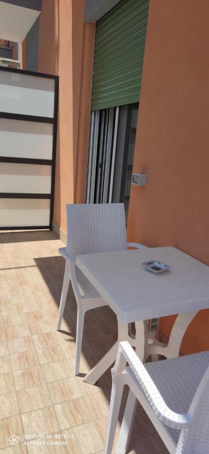 B & B Le Gemelline Salerno Buitenkant foto