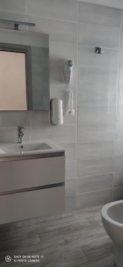 B & B Le Gemelline Salerno Buitenkant foto